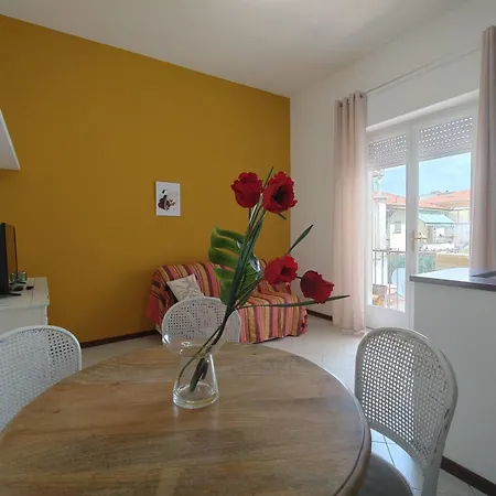 Casa Aura Βιαρέτζιο